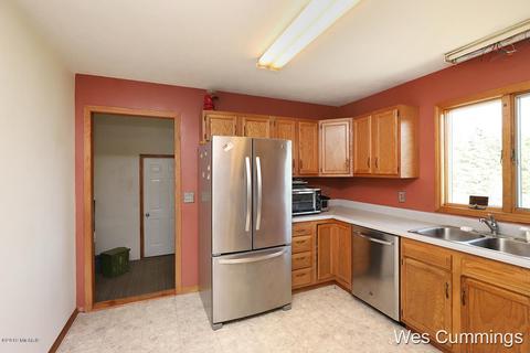 5228 Long Lake Rd, Belding, MI 48809 photo 7