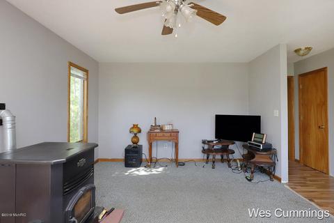 5228 Long Lake Rd, Belding, MI 48809 photo 5