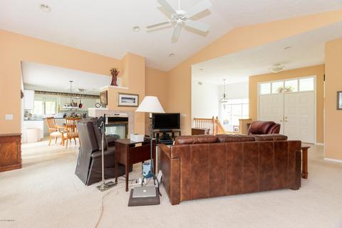 256 Deer Run Blvd, Plainwell, MI 49080 photo 14