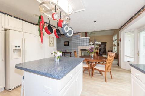 256 Deer Run Blvd, Plainwell, MI 49080 photo 24