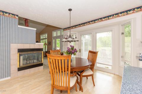 256 Deer Run Blvd, Plainwell, MI 49080 photo 21