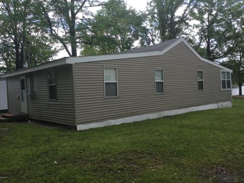 158 Island, Hudson, MI 49247 photo 5