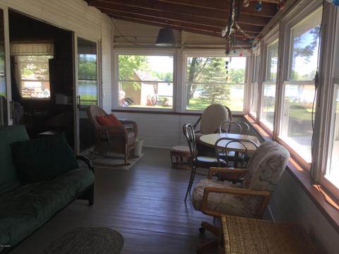 158 Island, Hudson, MI 49247 photo 9