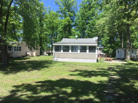 158 Island, Hudson, MI 49247 photo 3