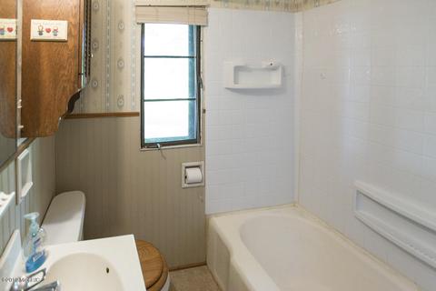 2908 E Riverside Rd, Buchanan, MI 49107 photo 19