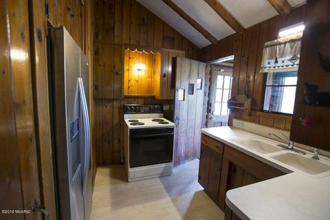 2908 E Riverside Rd, Buchanan, MI 49107 photo 8