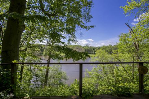 2908 E Riverside Rd, Buchanan, MI 49107 photo 3