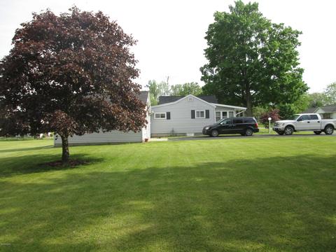 218 W First St, Stanton, MI 48888 photo 8