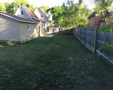 812 Riverside Ave, Belding, MI 48809 photo 15
