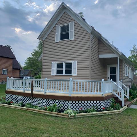 812 Riverside Ave, Belding, MI 48809 photo 1
