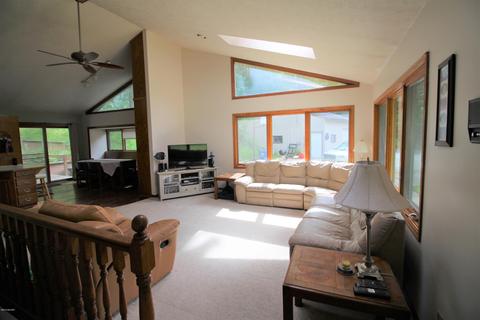 8794 Bennett St SE, Ada, MI 49301 photo 3