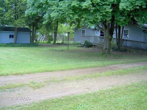 16223 Featherstone Rd, Constantine, MI 49042 photo 2