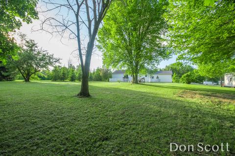 150 E Clark St, Grant, MI 49327 photo 5