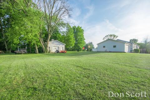 150 E Clark St, Grant, MI 49327 photo 3