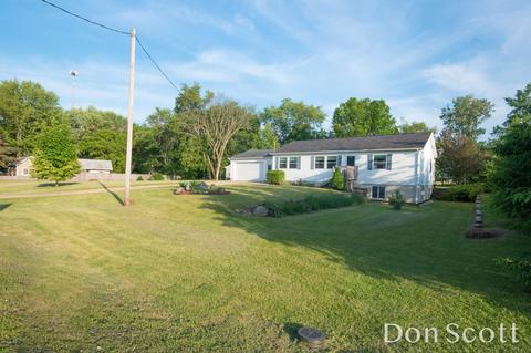 150 E Clark St, Grant, MI 49327 photo 2