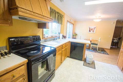 150 E Clark St, Grant, MI 49327 photo 6