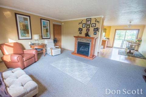 150 E Clark St, Grant, MI 49327 photo 10