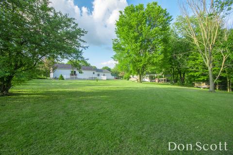 150 E Clark St, Grant, MI 49327 photo 22