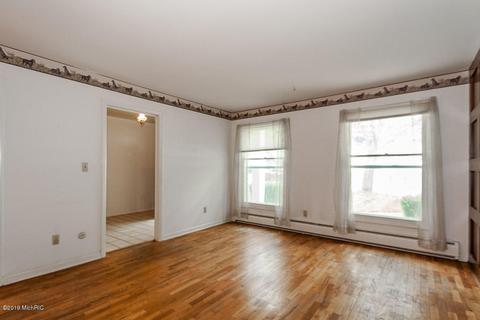 723 E North Dr, Marshall, MI 49068 photo 10
