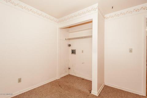 723 E North Dr, Marshall, MI 49068 photo 26