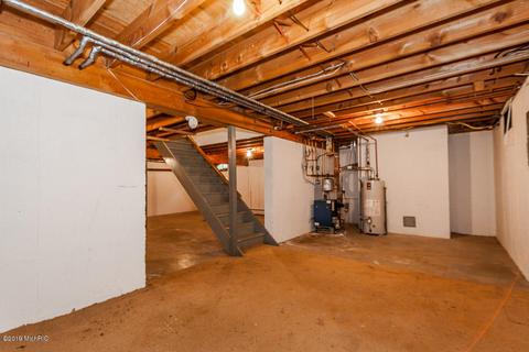 723 E North Dr, Marshall, MI 49068 photo 36