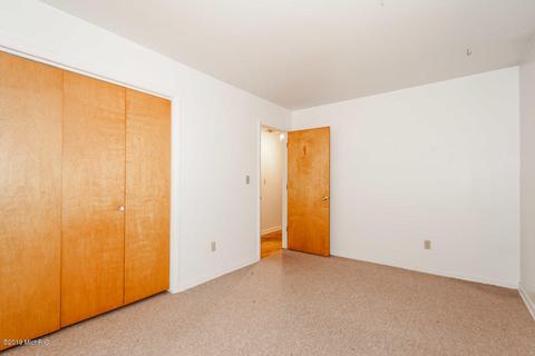 723 E North Dr, Marshall, MI 49068 photo 30
