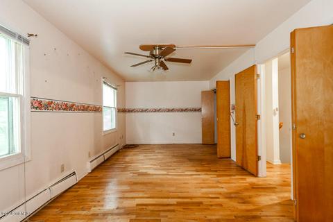 723 E North Dr, Marshall, MI 49068 photo 22