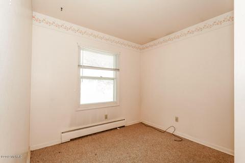 723 E North Dr, Marshall, MI 49068 photo 25
