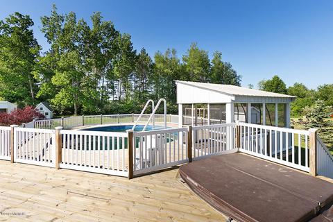 3641 Arthur Rd, Remus, MI 49340 photo 7