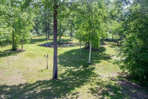 2253 E 58th St, Newaygo, MI 49337 photo 6