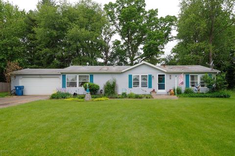 143 Heather Dr, Marshall, MI 49068 photo 2