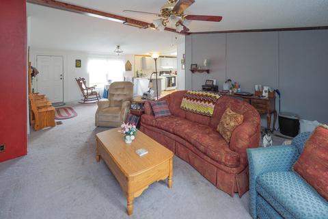 143 Heather Dr, Marshall, MI 49068 photo 6