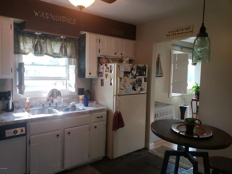 255 W Water St, Constantine, MI 49042 photo 7
