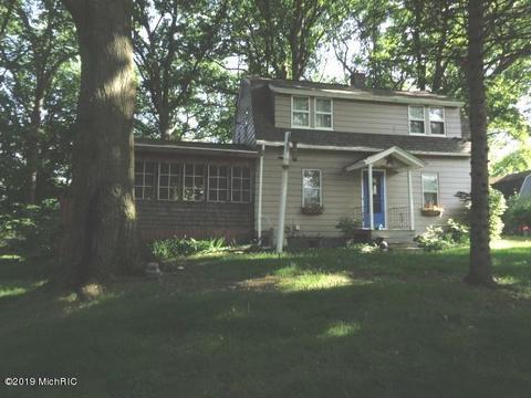411 E Front, Buchanan, MI 49107 photo 2