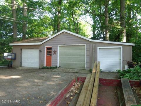 411 E Front, Buchanan, MI 49107 photo 6