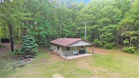 7815 E 2 Mile Rd, White Cloud, MI 49349 photo 2