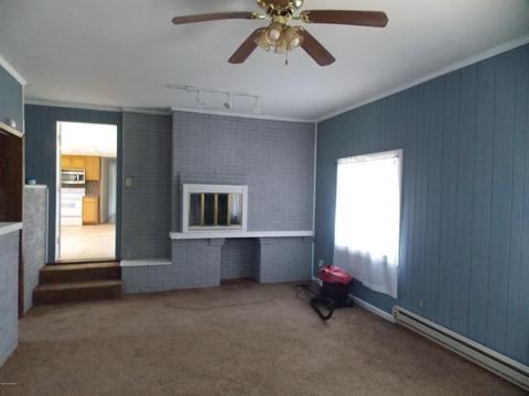 324 W Elm St, Reading, MI 49274 photo 3