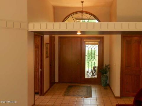 372 Lehigh Dr SE, Ada, MI 49301 photo 3