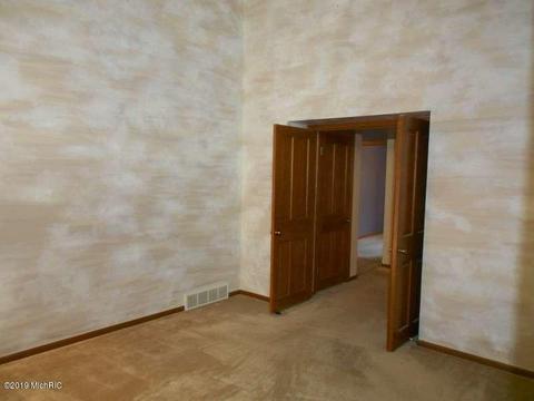 372 Lehigh Dr SE, Ada, MI 49301 photo 11