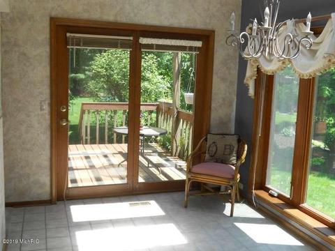 372 Lehigh Dr SE, Ada, MI 49301 photo 9
