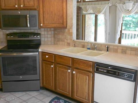 372 Lehigh Dr SE, Ada, MI 49301 photo 7