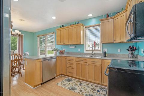 2492 Willowview Dr, Jenison, MI 49428 photo 13