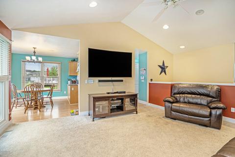 2492 Willowview Dr, Jenison, MI 49428 photo 6