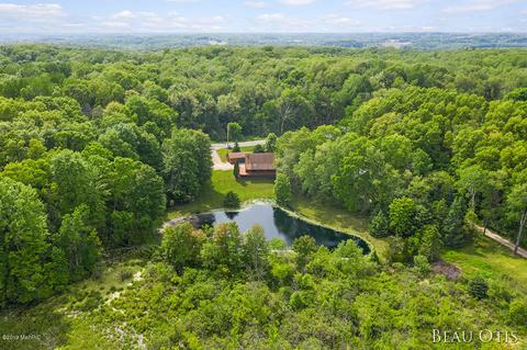 512 N Whites Bridge Rd, Belding, MI 48809 photo 46