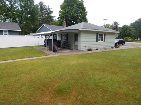 5331 Front St, Newaygo, MI 49337 photo 12