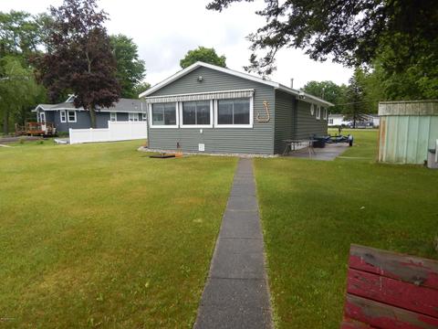 5331 Front St, Newaygo, MI 49337 photo 16