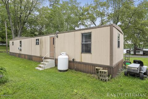 2961 N Redwing Rd, White Cloud, MI 49349 photo 28
