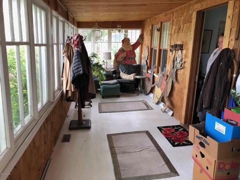 19081 174th Ave, Spring Lake, MI 49456 photo 3