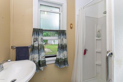 708 10th St, Three Rivers, MI 49093 photo 11