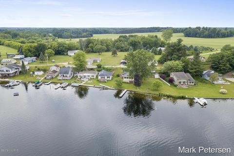 711 Thompson Dr, Stanton, MI 48888 photo 34